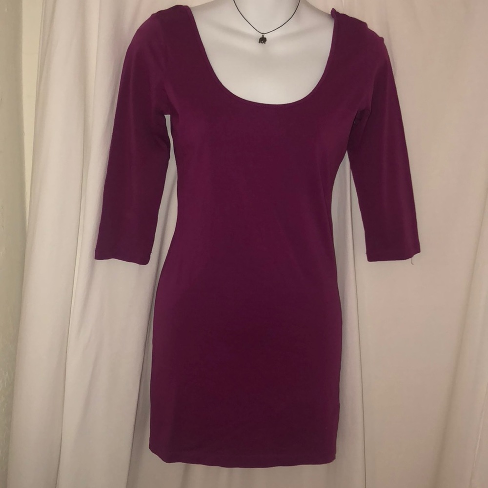 🌺4/$25🌺Purple 3/4 Sleeve Bodycon Dress